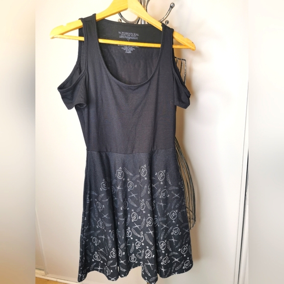 Hot Topic Supernatural Cold Shoulder Skater Dress - Picture 1 of 3